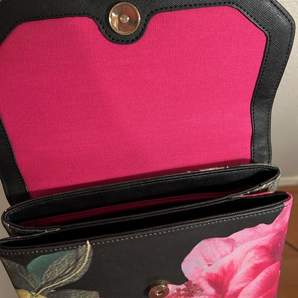 Adorable Ted Baker Floral Handbag - Picture 11 of 14